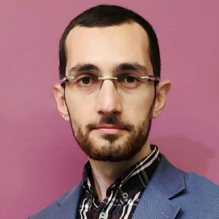 Ömer Faruk Yeni Headshot